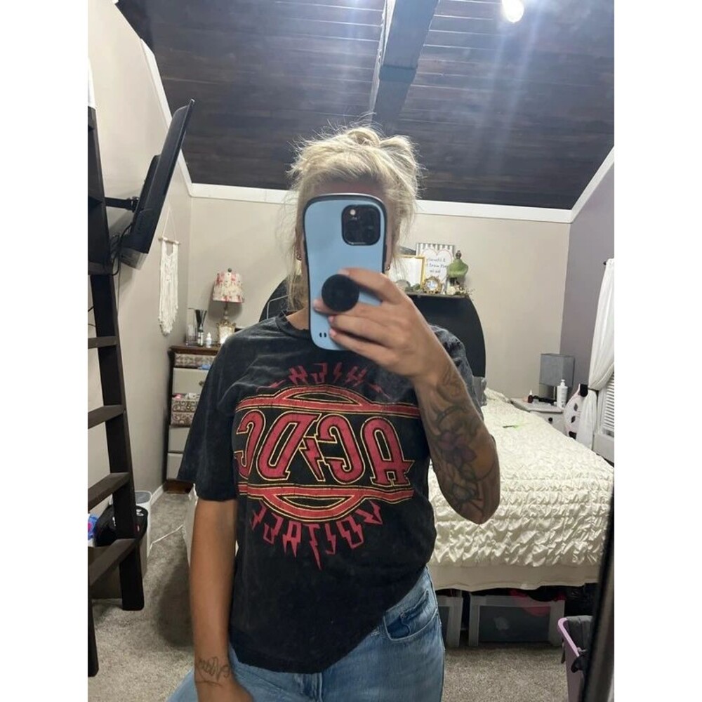 AC/DC band T-shirt size extra